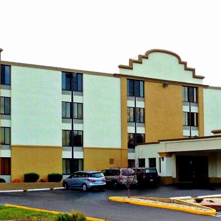 Days Inn By Wyndham Hagerstown I-70 Ngoại thất bức ảnh